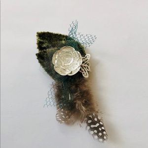 Velvet and feather barrette